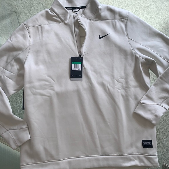 nike therma repel golf